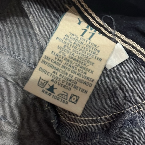 YMI Wanna Betta Butt Mid Rise Jeans Size 11 - Picture 7 of 8